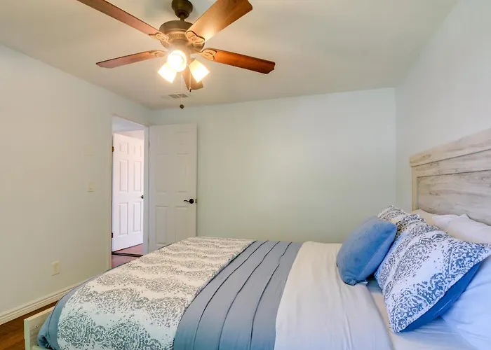 Picturesque Page Home Near Lake Powell And Hiking!